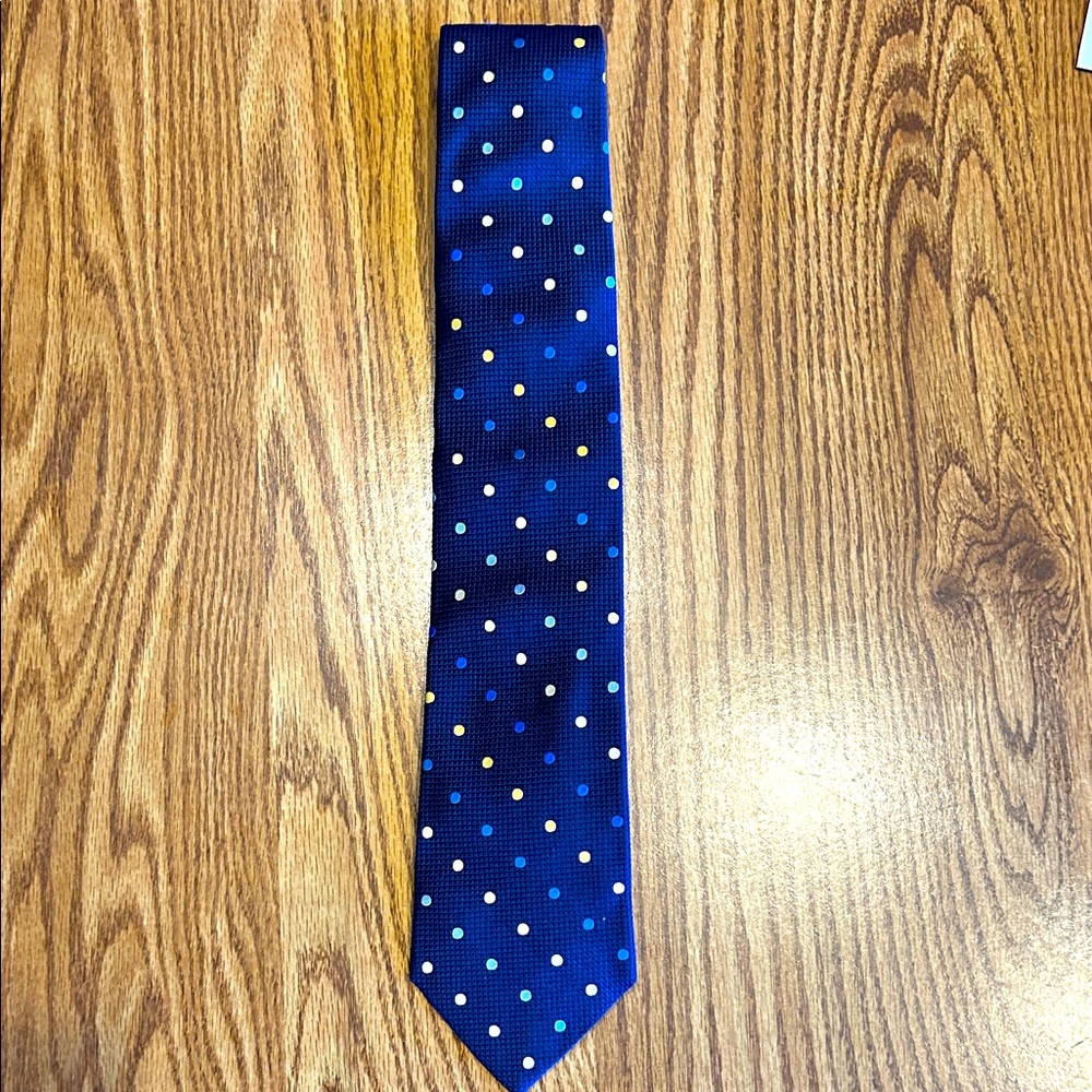 T.Harris London Men’s Tie 100% silk hand sewn in USA of imported fabric